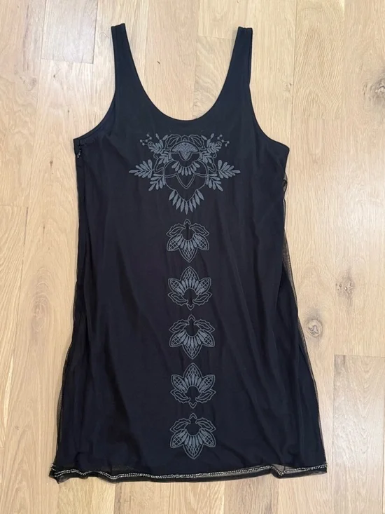 Abercrombie & Fitch Black Beaded and Embroidered Dress Size Large - Picture 4 of 5